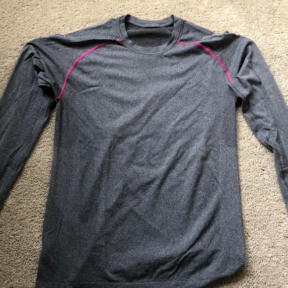 lululemon athletica Other - lululemon men’s metal vent tech long sleeve